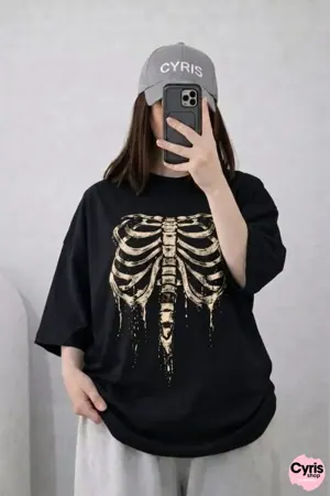 Oversized Drop Shoulder Graphic T-Shirt – Black Skeleton Print